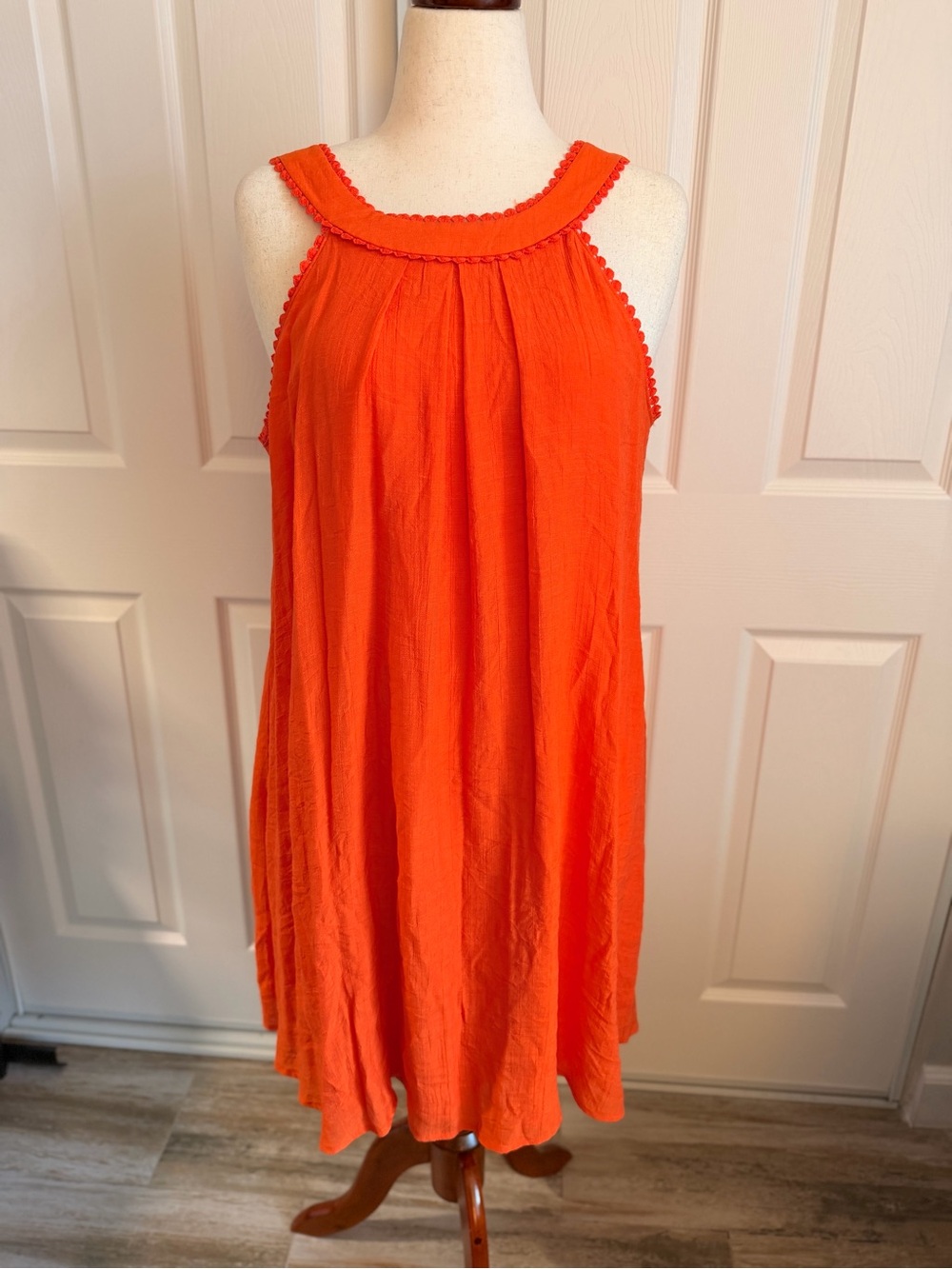 naïf Orange Halter-Style Dress